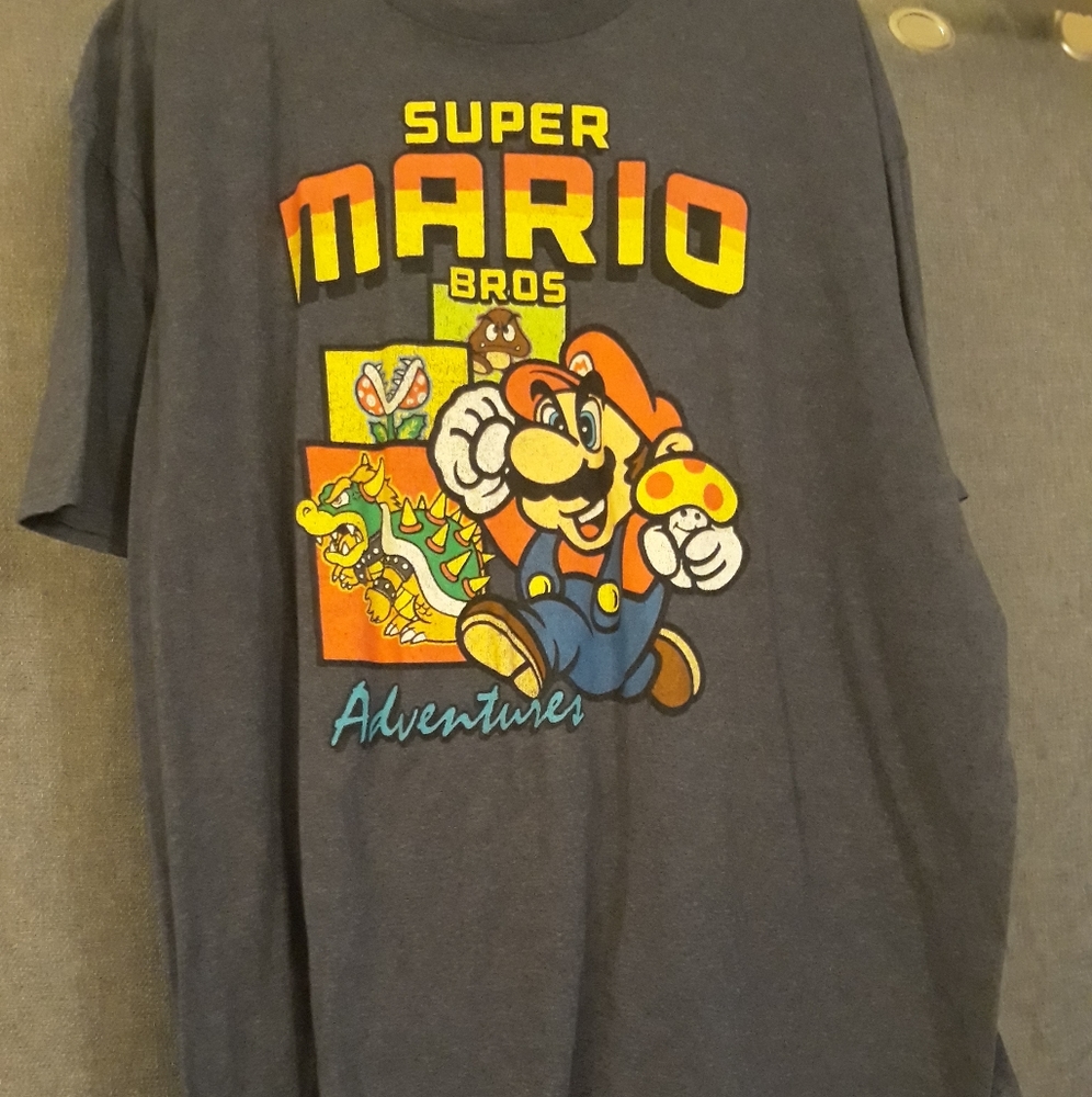 Super Mario Bros graphic tee